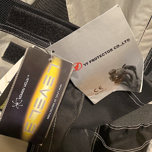 🏍️Men’s NWT, Motorcycle Armored, Protective, Reflective Pants in size 38 - Picture 8 of 10